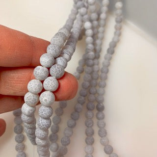 8mm Cracked Agate - Grey - Frosted Round