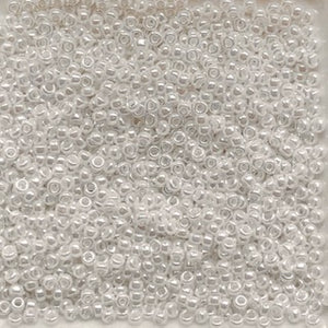 M15-0420  Opaque White Pearl Lustre