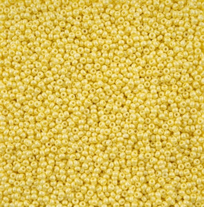 PR10 42100  Light Yellow Permalux Dyed Chalk